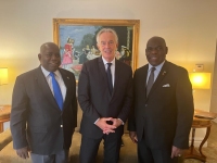 Prime Minister Philip Davis and Ambassador Wendall Jones meet with Sir Tony Blair